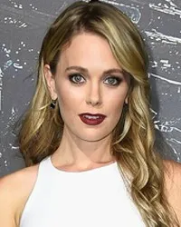 영화배우인 카티아 윈터의 대표 이미지