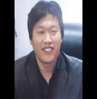 배우인 황경욱의 대표 이미지