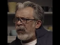 영화배우인 하산 푸르시라지의 대표 이미지
