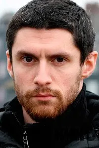 배우인 올레크 돌린의 대표 이미지