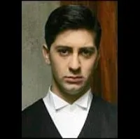 배우인 이반 알바레스 데 아라야의 대표 이미지