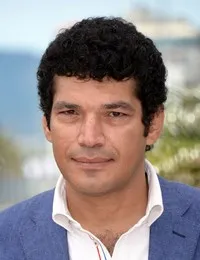 배우인 바셈 삼라의 대표 이미지