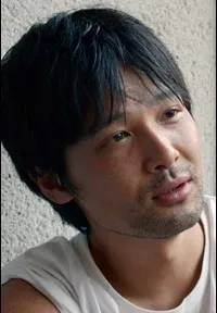 영화배우인 이와세 료의 대표 이미지