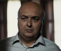 배우인 세타 탄리오겐의 대표 이미지