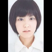 배우인 키리시마 리나의 대표 이미지