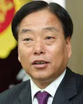 정당인인 고진섭의 대표 이미지