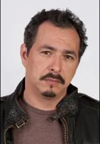 영화배우인 글렌 굴드의 대표 이미지