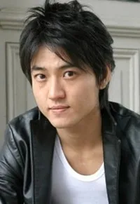 영화배우인 미모토 마사노리의 대표 이미지