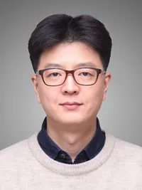 감독, 각본, 미술, 애니메이터인 허준석의 대표 이미지