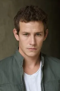 배우인 카세이 그라프의 대표 이미지