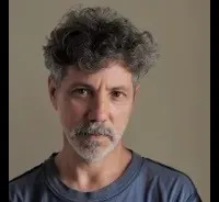 촬영, 각본, 배우, 제작/기획, 감독인 아구스틴 멘디라하르주의 대표 이미지