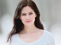 배우인 스테파니 다니엘슨의 대표 이미지