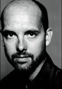 배우, 각본, 감독인 모리스 바델레미의 대표 이미지