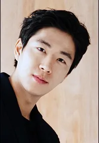 배우인 박찬진의 대표 이미지