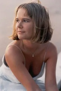 배우인 네일레아 노빈드의 대표 이미지