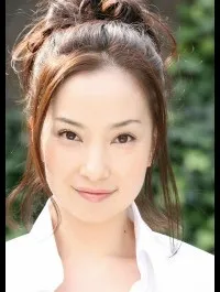 배우인 카노 치카의 대표 이미지