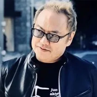 영화감독인 아키야마 준의 대표 이미지