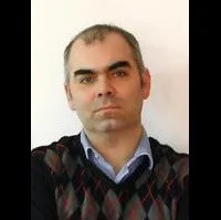 배우인 그레고리 에르페의 대표 이미지