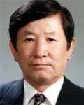 영화감독인 김시현의 대표 이미지