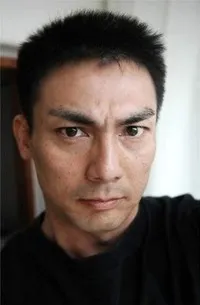 영화배우, 사진작가인 시시도 카이의 대표 이미지
