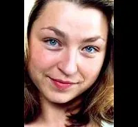 배우인 클라라 치불코바의 대표 이미지