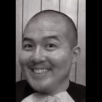 감독인 오쿠다 요스케의 대표 이미지