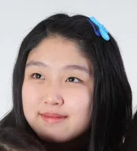 배우인 김진아의 대표 이미지