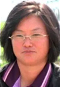기타인 김윤진의 대표 이미지
