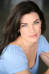 배우인 에이미 모타의 대표 이미지