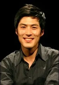연극배우인 김대진의 대표 이미지
