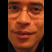 편집, 감독, 각본인 로렝 세네샬의 대표 이미지
