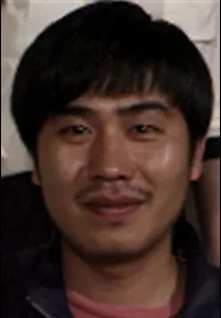 연극배우인 안재완의 대표 이미지