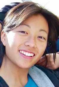 감독인 카시아 이타모토의 대표 이미지