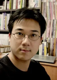 감독, 각본, 편집인 심봉건의 대표 이미지