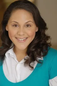 배우인 애슐리 홀리데이의 대표 이미지