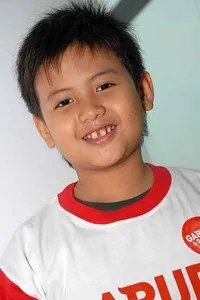 배우인 알도 탄사니의 대표 이미지