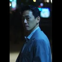 배우, 각본인 폴 준의 대표 이미지