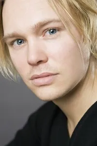 영화배우인 안드레 시오베리의 대표 이미지