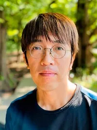 감독인 아라키 테츠로의 대표 이미지