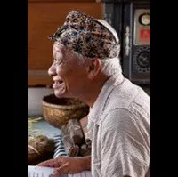배우인 하디 수비안토의 대표 이미지