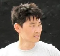 배우, 스턴트맨인 테드 오야마의 대표 이미지