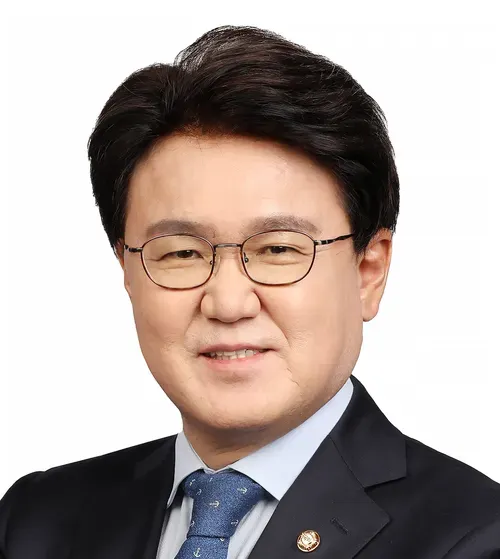 경찰공무원인 황운하의 대표 이미지