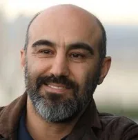 영화배우인 모흐센 타나반데흐의 대표 이미지