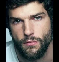 영화배우인 올리비어 파르델레미의 대표 이미지