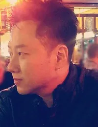 영화감독인 제이 송의 대표 이미지
