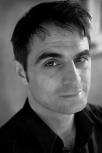 배우인 미카엘 파스의 대표 이미지