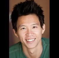 배우, 제작/기획, 각본인 크리스 딘의 대표 이미지