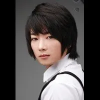뮤지컬 배우인 이지웅의 대표 이미지