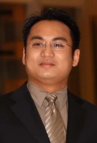 배우인 학대지의 대표 이미지