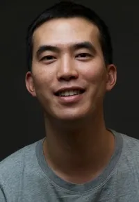 감독, 각본, 편집인 김준표의 대표 이미지